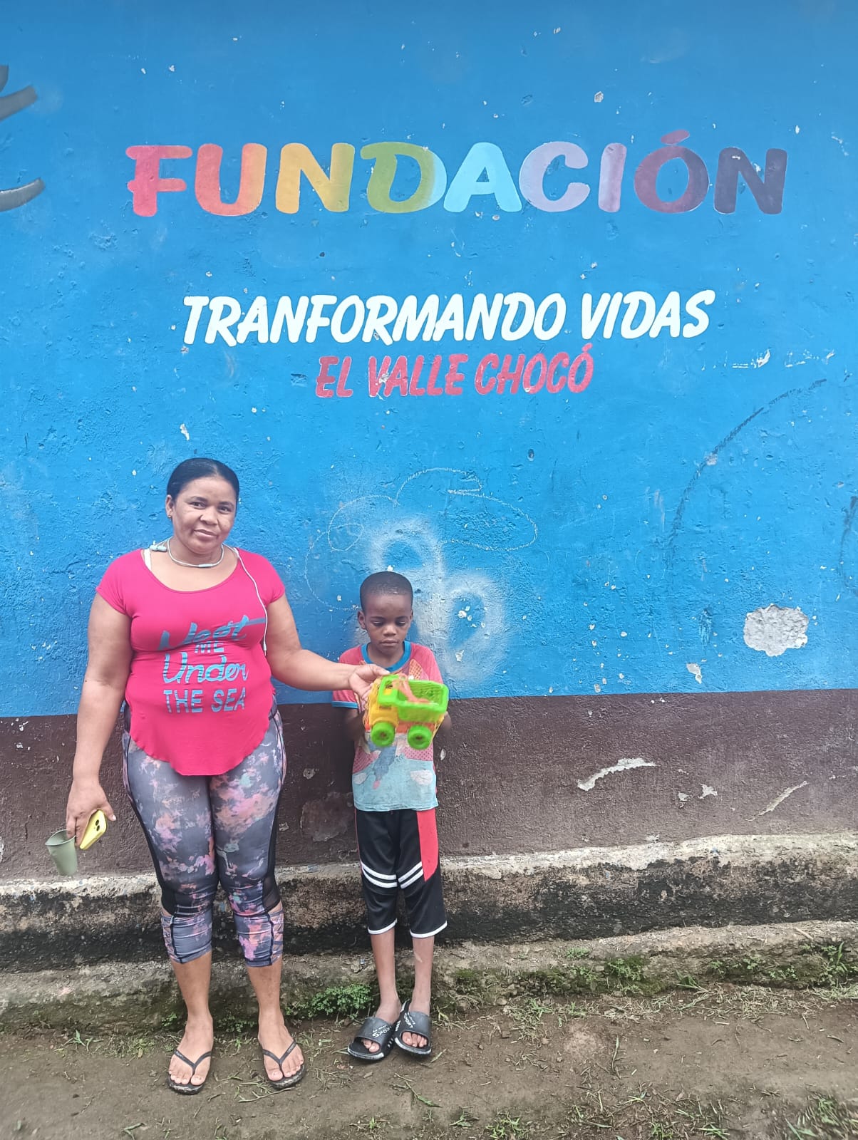 Foto 7 de la celebración de Navidad con familias beneficiarias